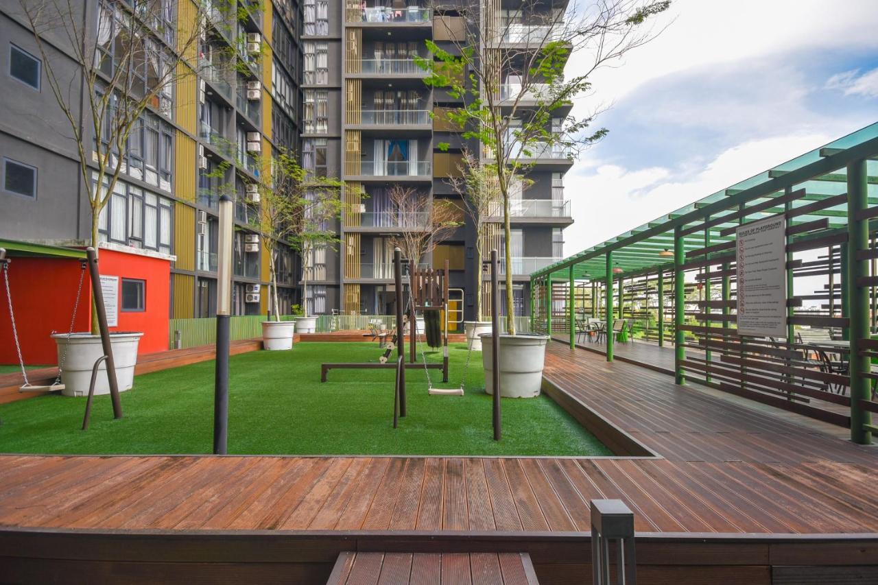 Cube 8Teens By Nest Home Johor Bahru Eksteriør bilde